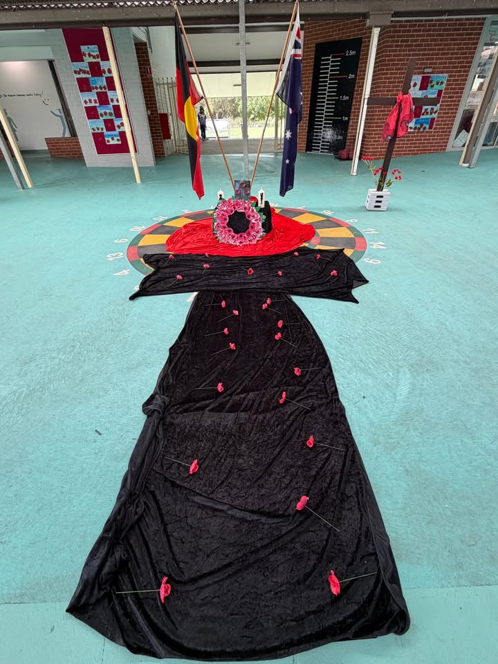 164343123018956_820695844050344-1