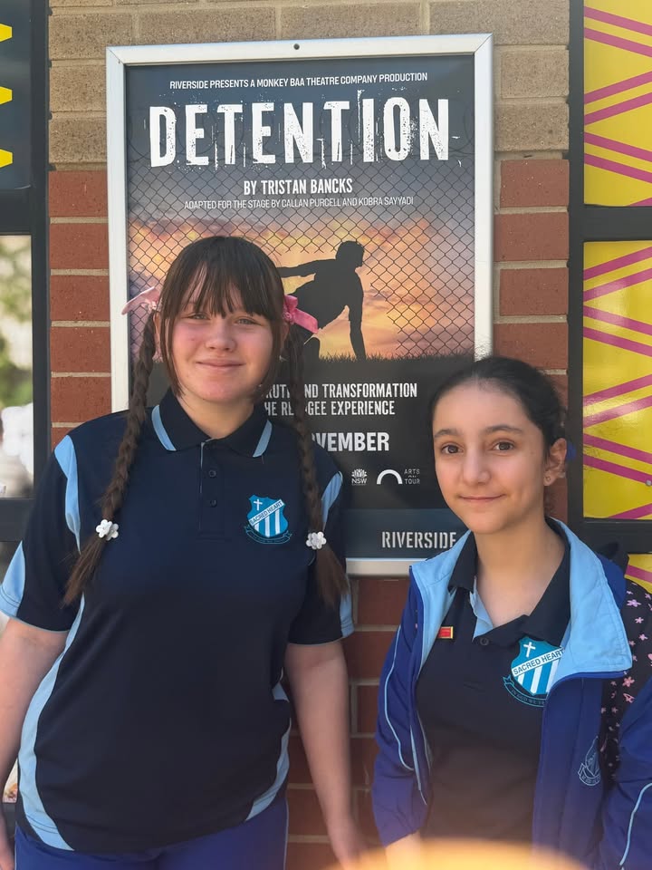 164343123018956_821451083974820-1