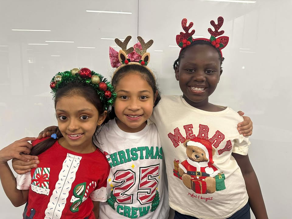 164343123018956_837485475704714-1