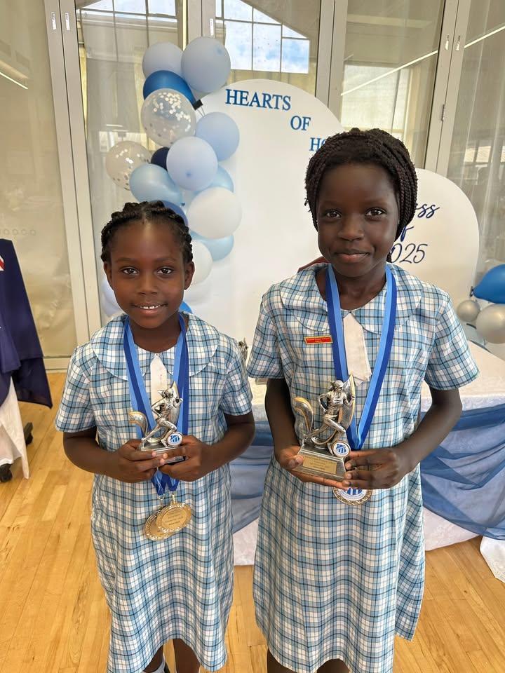 164343123018956_843911195062142-1