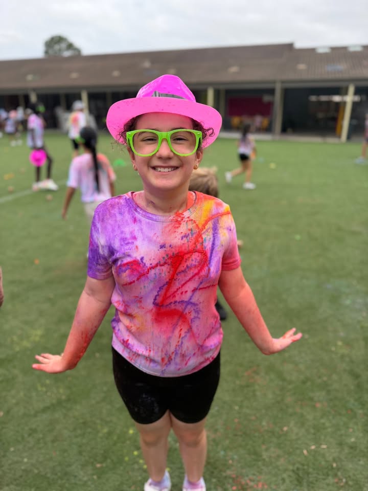 164343123018956_846130358173559-1