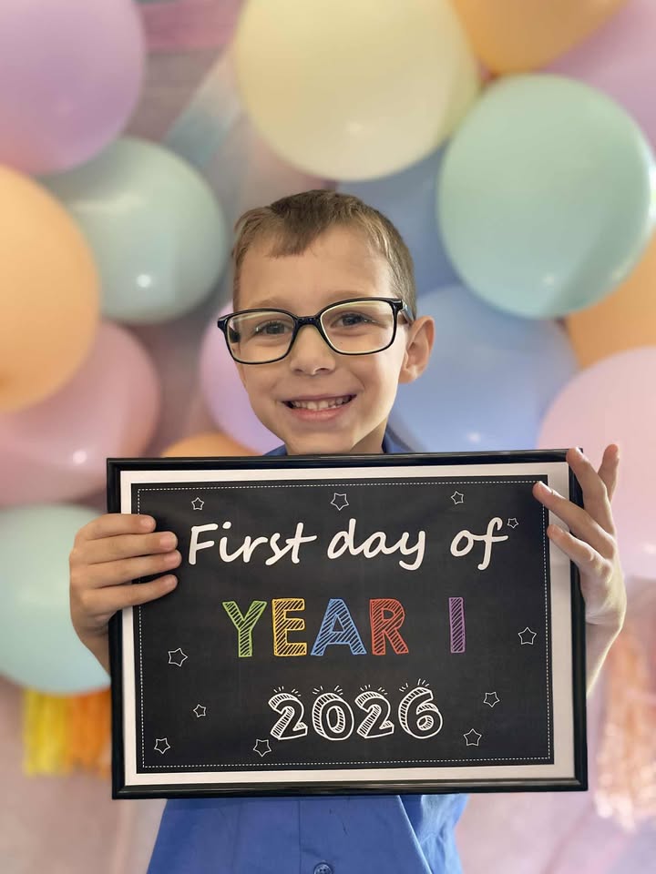 164343123018956_882717567848171-1