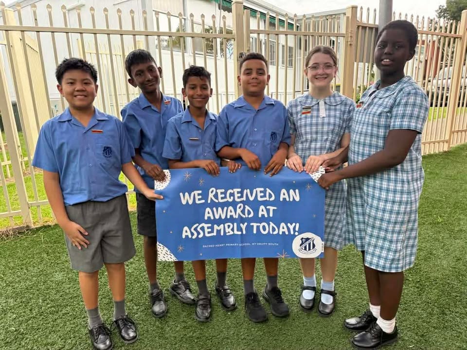 164343123018956_886052230848038-1