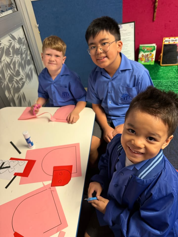 164343123018956_893415633445031-1