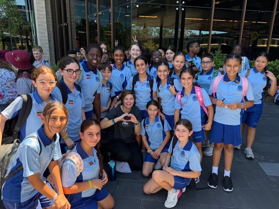 164343123018956_895486099904651-1