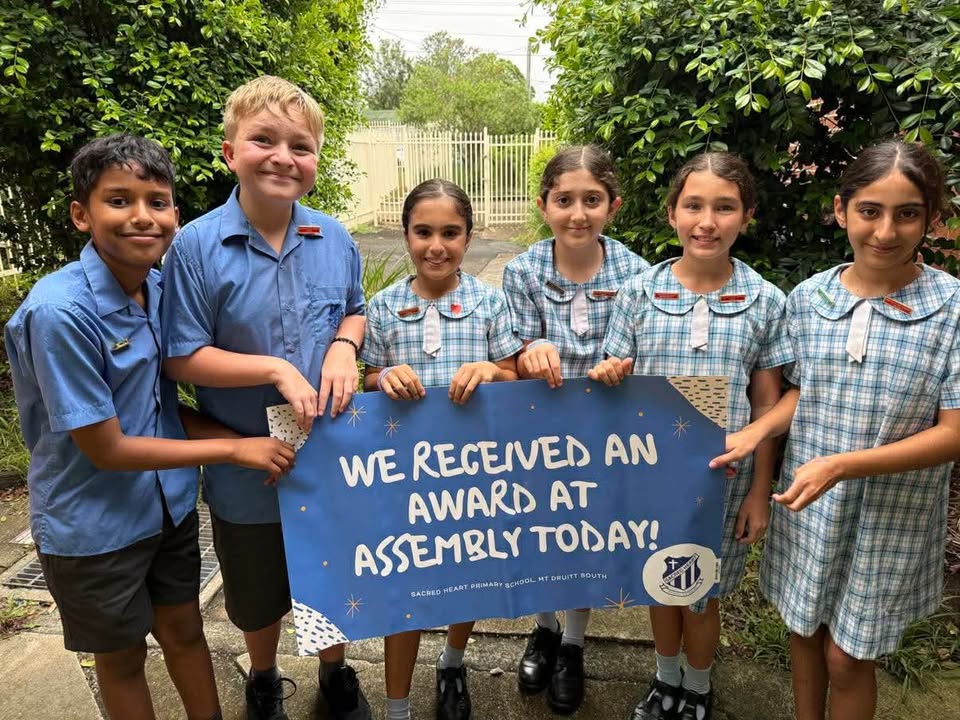 164343123018956_903721799081081-1