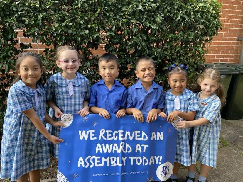 164343123018956_914238268029434-1