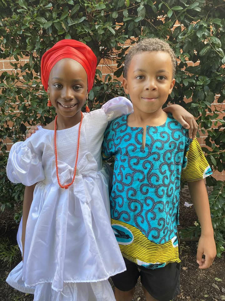 164343123018956_922466447206616-1