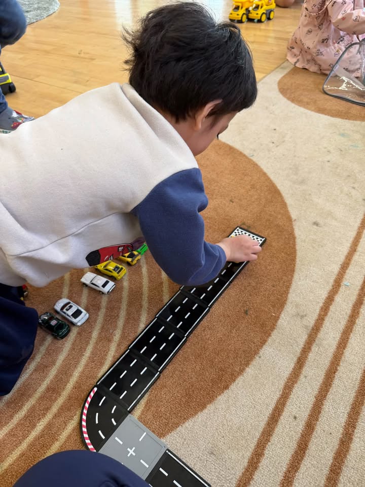 164343123018956_1108853661901226-1